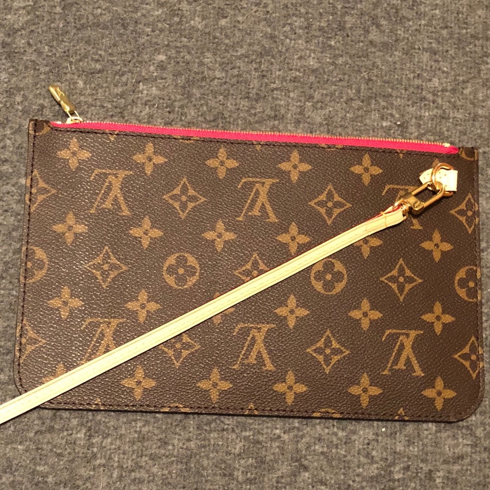 Louis Vuitton Neverfull MM pochette pivoine/peony